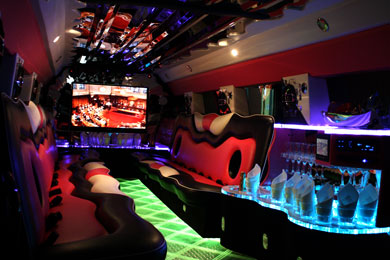 Pink Stretch Hummer - Adelaide's Hottest Rides: ROXY